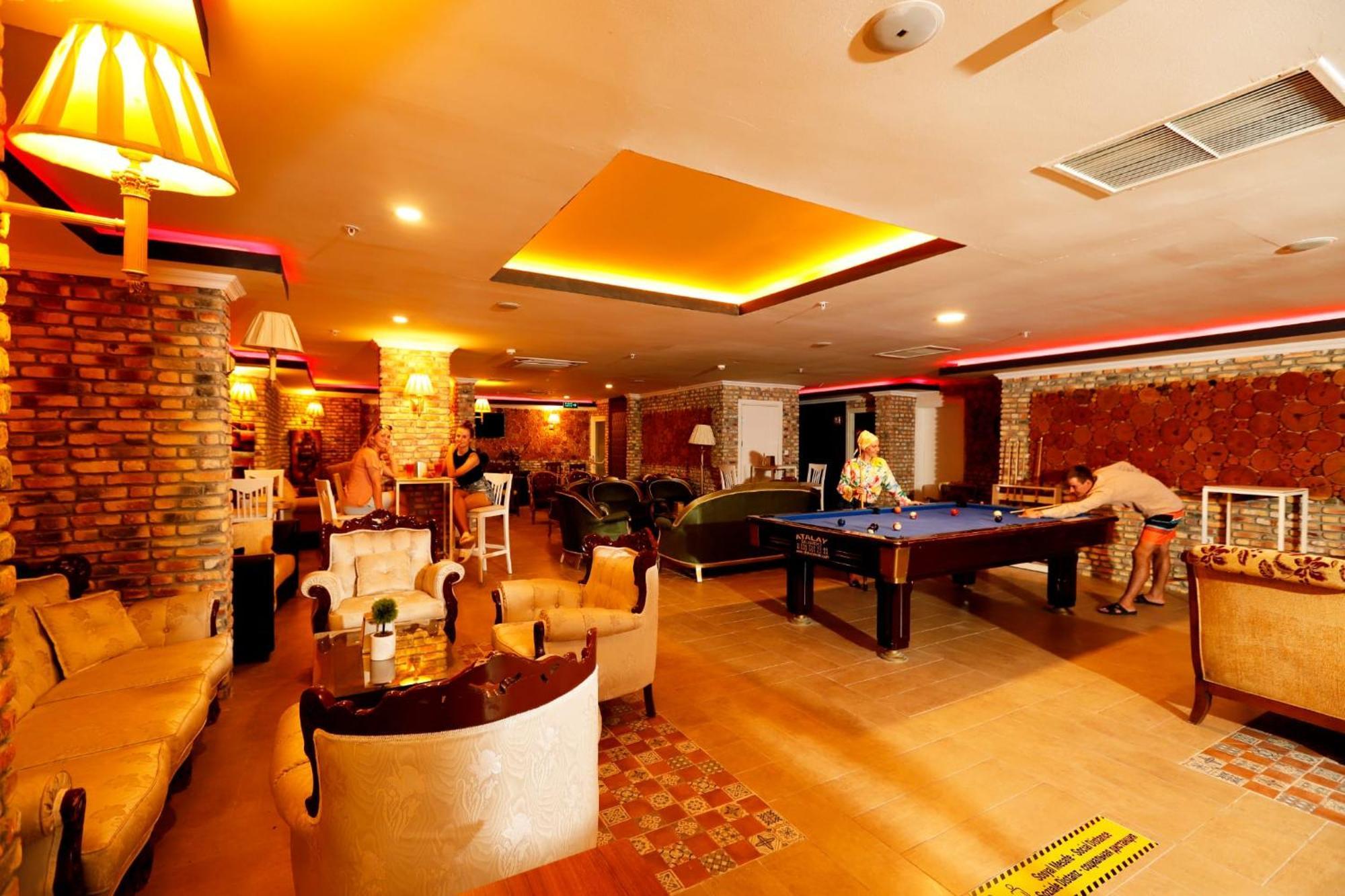 Miramor Hotel & Spa Анталья Экстерьер фото The Sports Bar