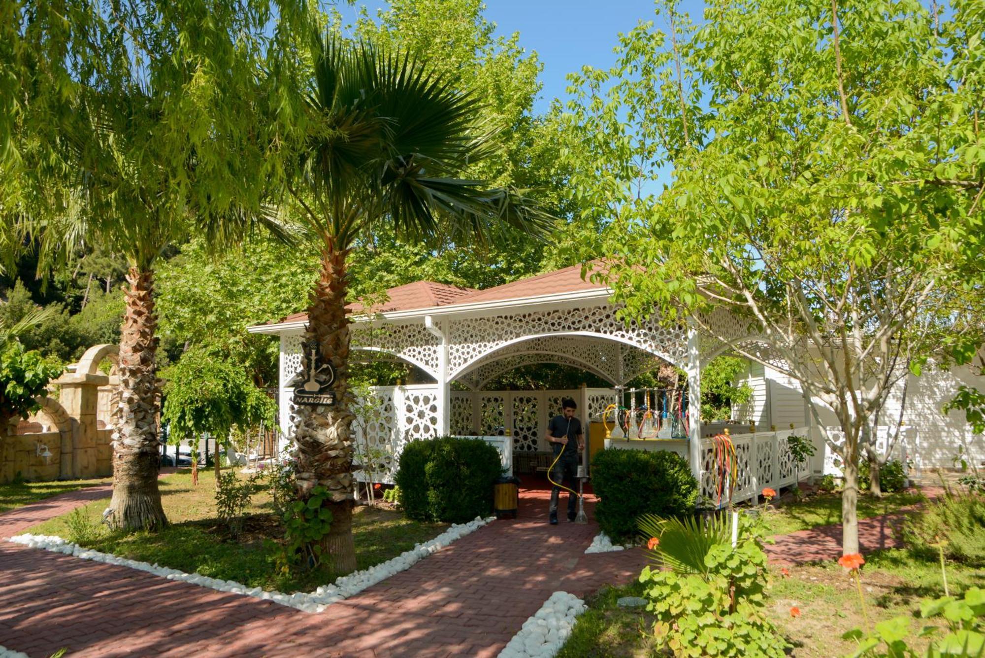 Miramor Hotel & Spa Анталья Экстерьер фото The entrance of the museum